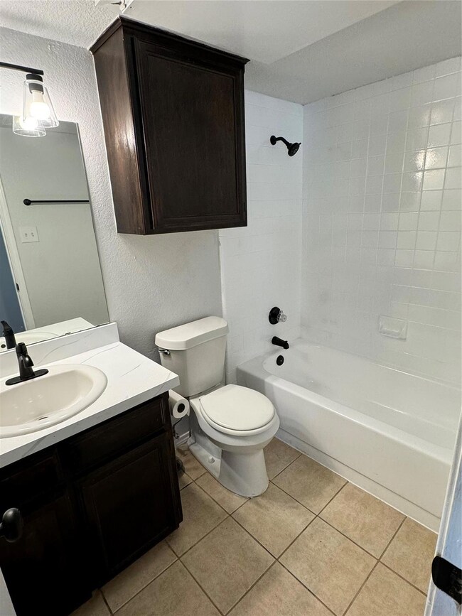 5021 Winder Ct, North Richland Hills, TX 76180 - photo 4