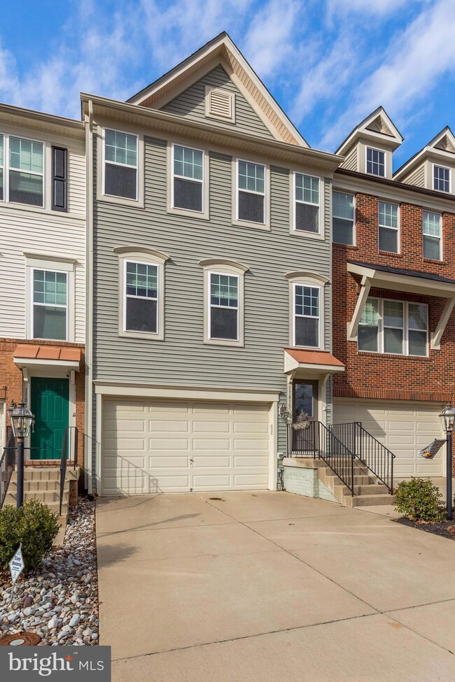 11815 Lake Baldwin Dr, Bristow, VA 20136 - photo 2