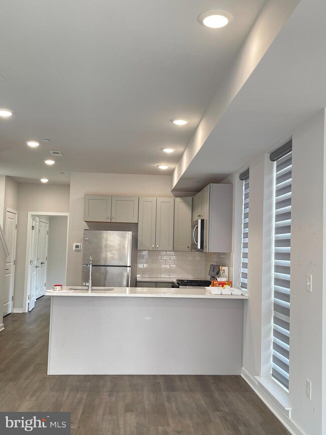 3304 Mantua Ave unit B, Philadelphia, PA 19104 - photo 4