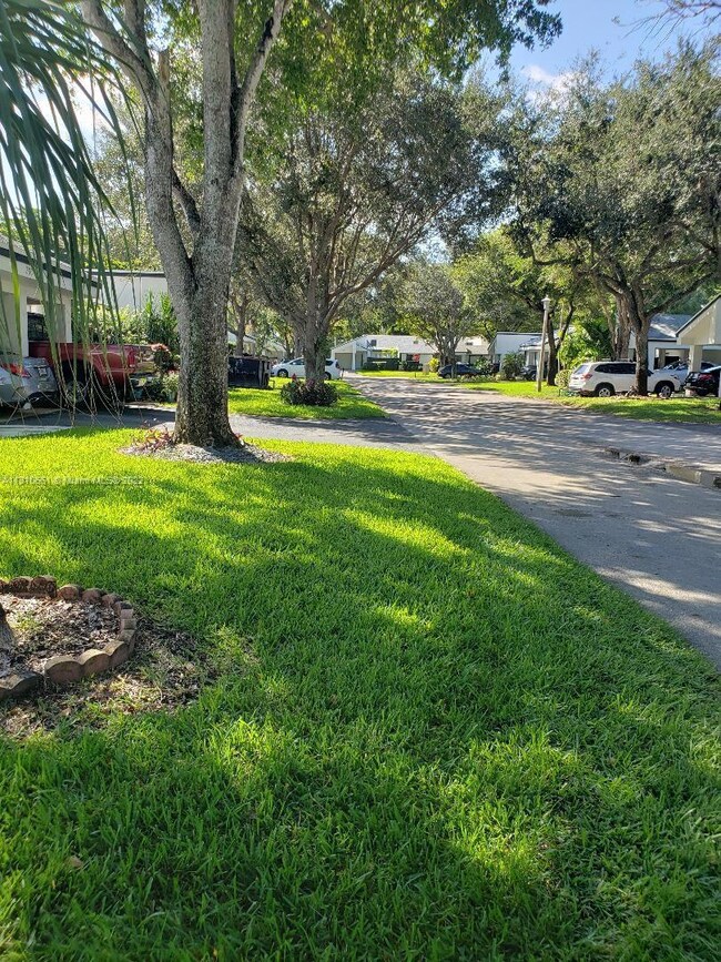 Exterior neighborhood.