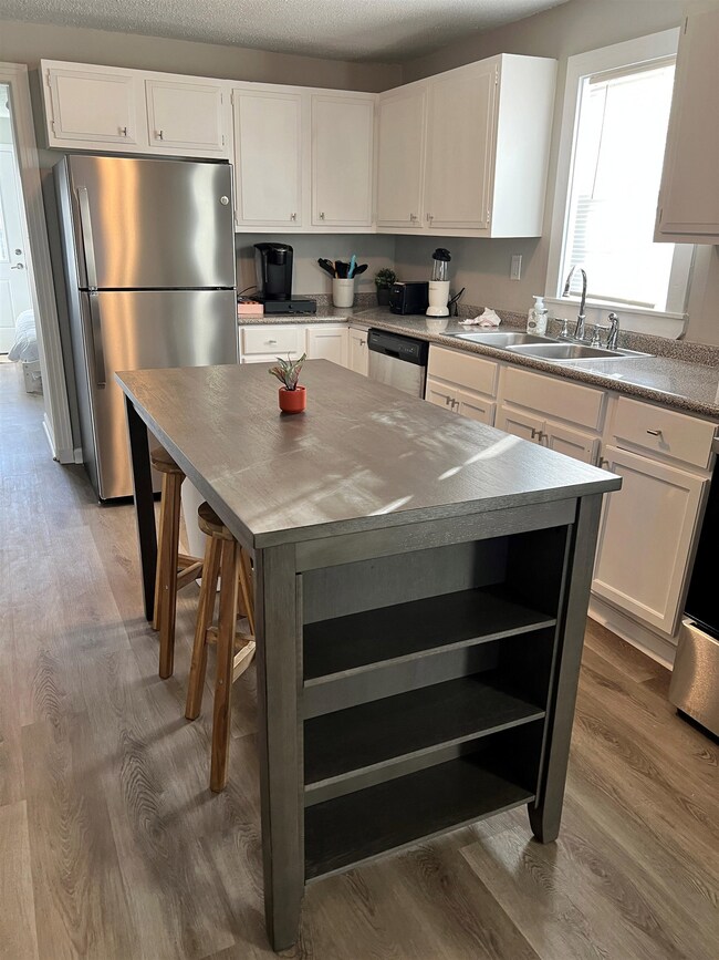 549 S Rowlett St, Collierville, TN 38017 - photo 4