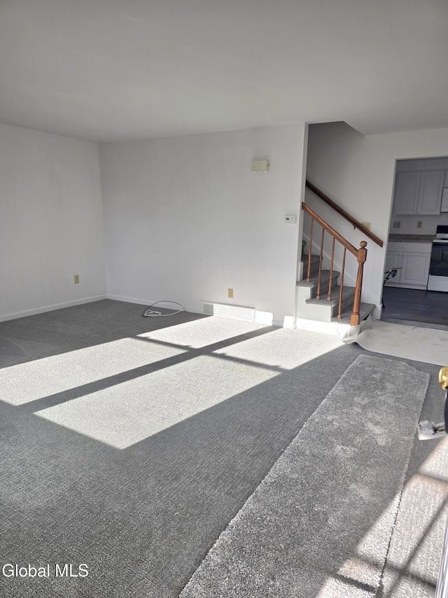 19 Commodore St unit A, Albany, NY 12205 - photo 4