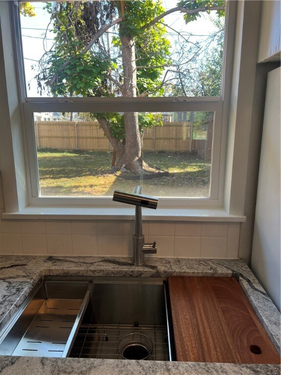 737 N 12th St unit B, Rogers, AR 72756 - photo 6