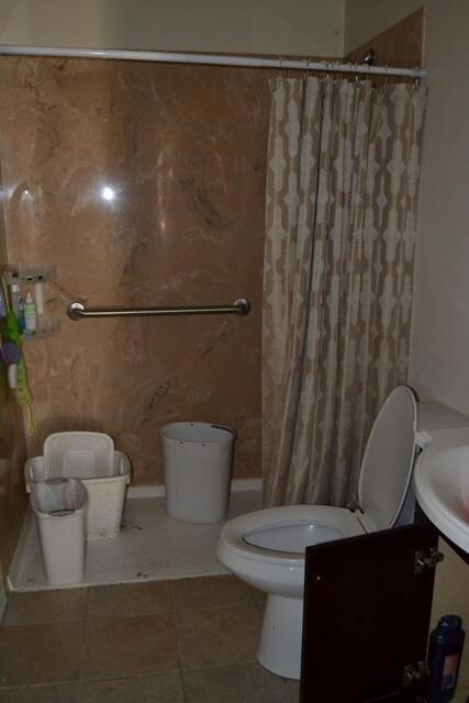 915 SW Laurel St, Grants Pass, OR 97526 - photo 7