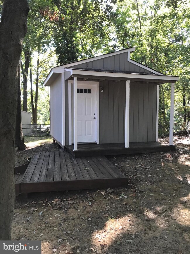 103 Magnolia Ln, Annapolis, MD 21403 - photo 3