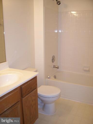 14162 Cuddy Loop unit 204, Woodbridge, VA 22193 - photo 5