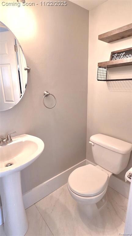 33647 Bayview Dr, New Baltimore, MI 48047 - photo 7