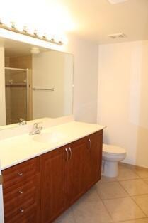 6511 Emerald Dunes Dr unit 204, West Palm Beach, FL 33411 - photo 5