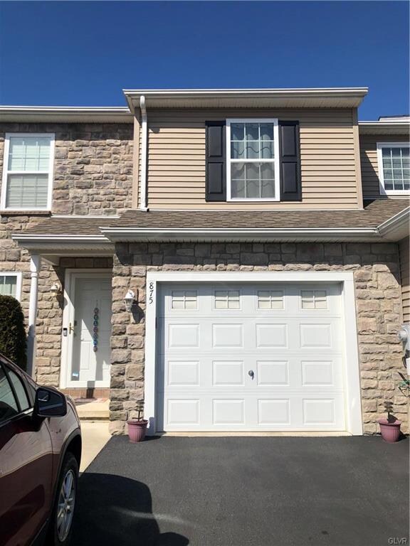 875 Fieldstone Trail, Easton, PA 18040 - photo 3