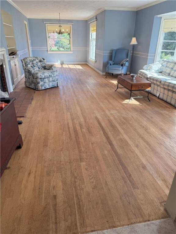 858 Spring St, Latrobe, PA 15650 - photo 5