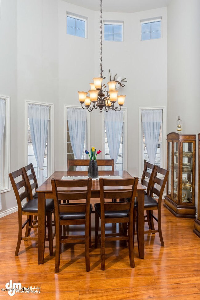Dining Room_DMD_4637-SMALL