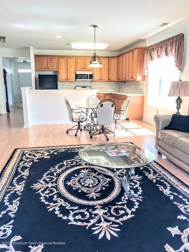 1 DEVONSHIRE FAMILY ROOM TO KITCHEN
