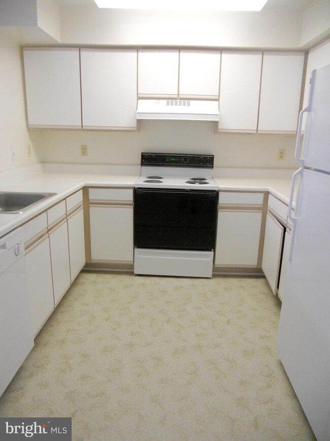 531 Mcmanus Way unit C1, Towson, MD 21286 - photo 5