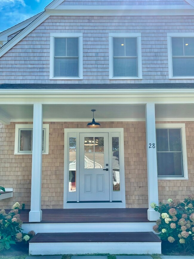 28 Roger's Way, Oak Bluffs, MA 02557 - photo 2