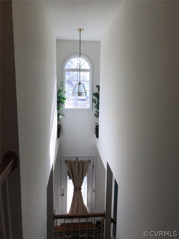 Open 2-Story Foyer