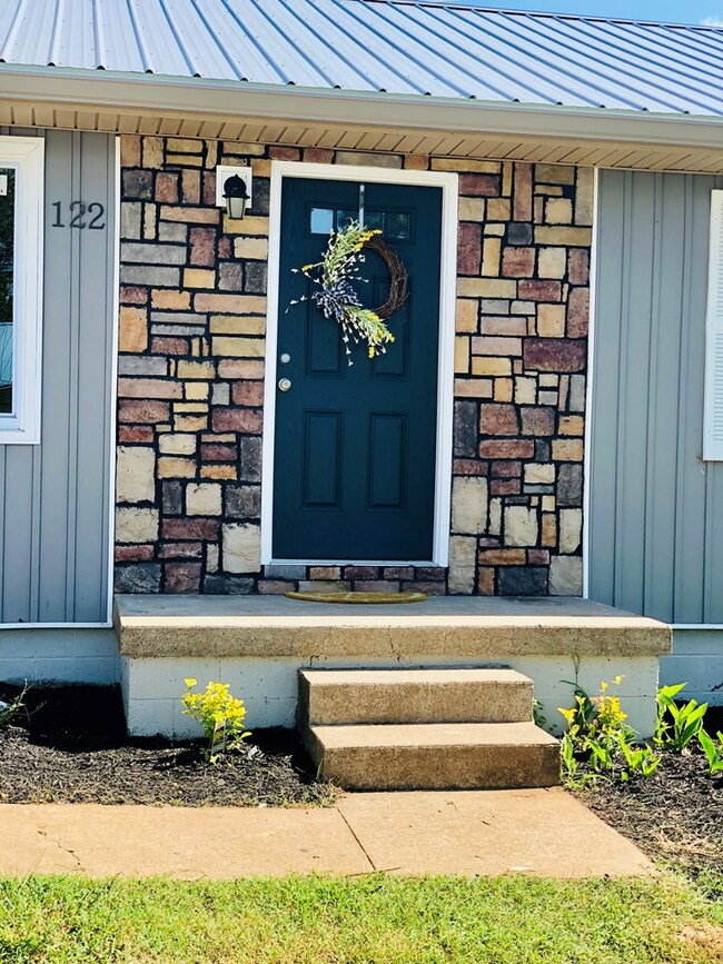 122 Gilkey Dr, Hopkinsville, KY 42240 - photo 3