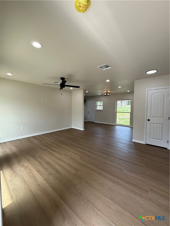 Living / Dining room from front door