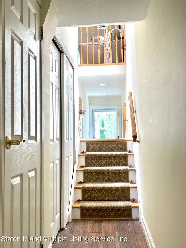 223 Bishop St, Staten Island, NY 10306 - photo 4