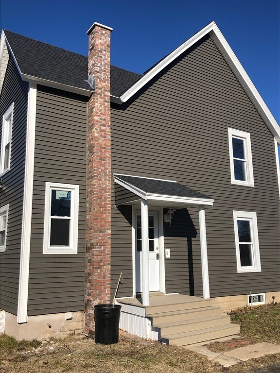 715 Springfield St, Feeding Hills, MA 01030 - photo 3