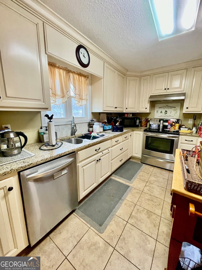 11 Paige St, Cartersville, GA 30121 - photo 5