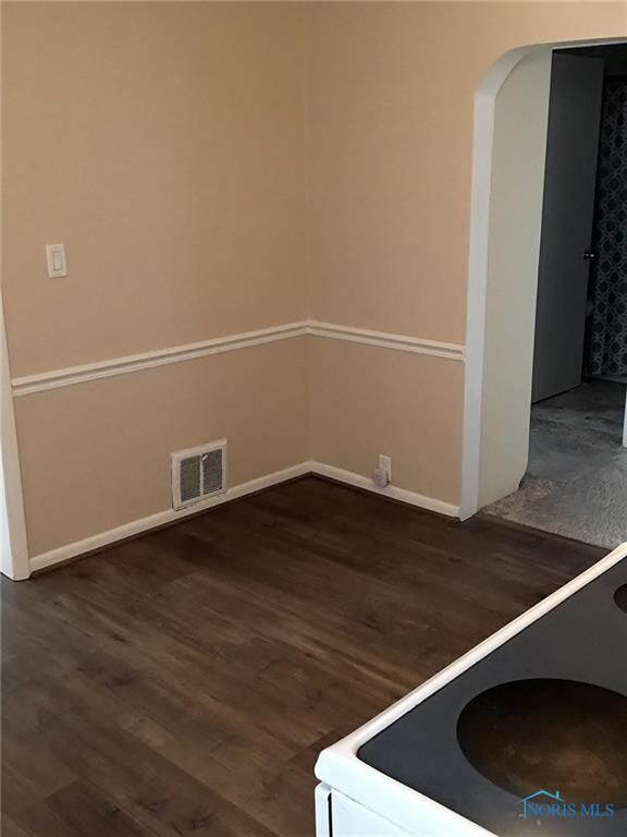 3734 Mcgregor Ln, Toledo, OH 43623 - photo 5