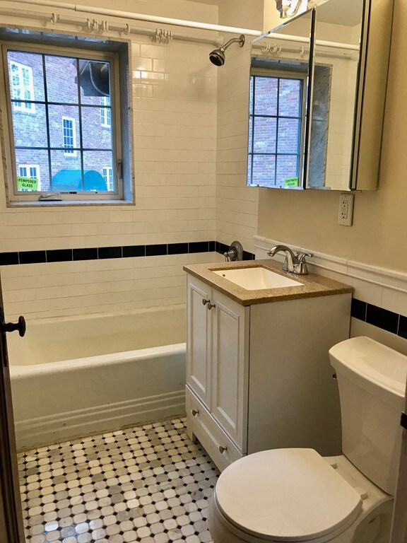 14 Mount Ida St unit 6, Newton, MA 02458 - photo 5