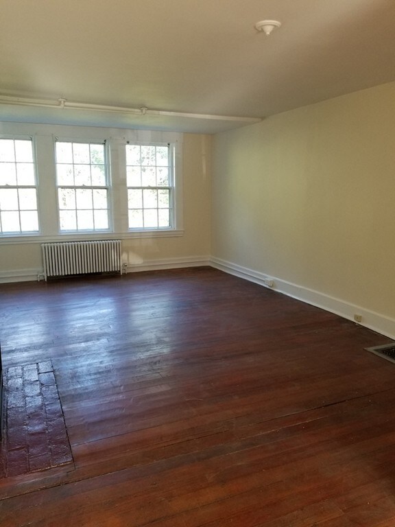 260 S Main St unit 260, Sherborn, MA 01770 - photo 4