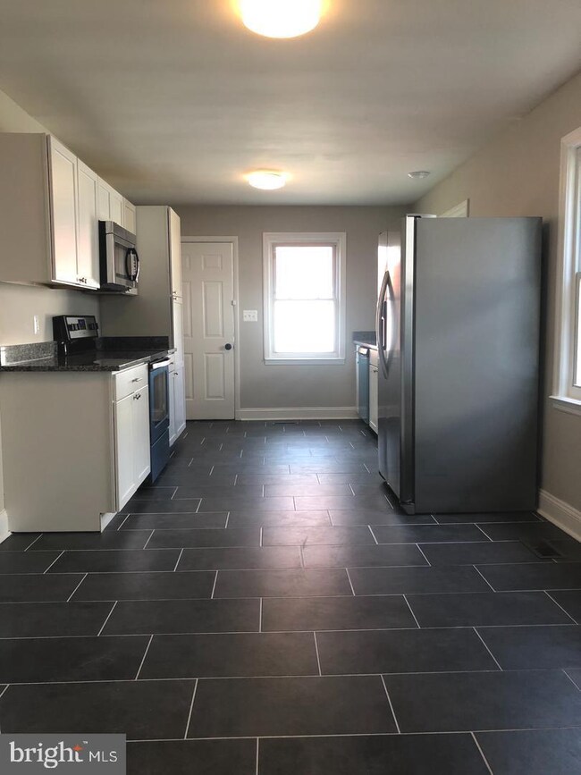 339 E Main St, Westminster, MD 21157 - photo 4