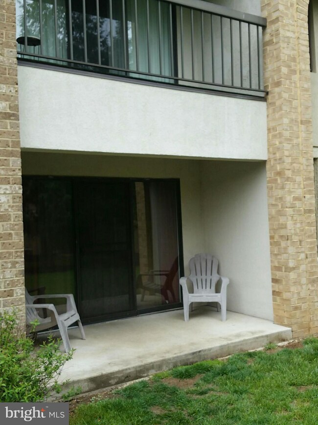 1034 Brinker Dr unit 102, Hagerstown, MD 21740 - photo 3