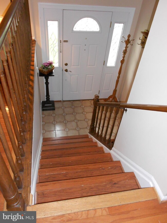 2 Clipstone Ct, Nottingham, MD 21236 - photo 2