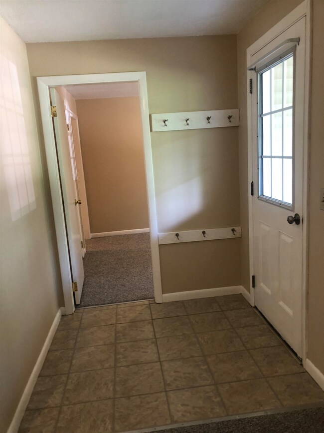 Front hallway entrance