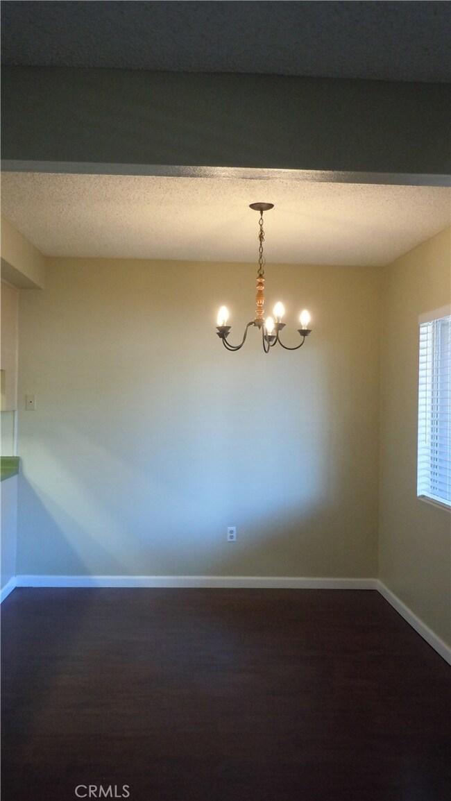 12246 Carnation Ln unit D, Moreno Valley, CA 92557 - photo 4