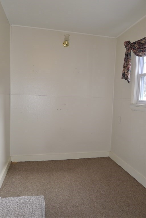 1 Holden Place, Woburn, MA 01801 - photo 6