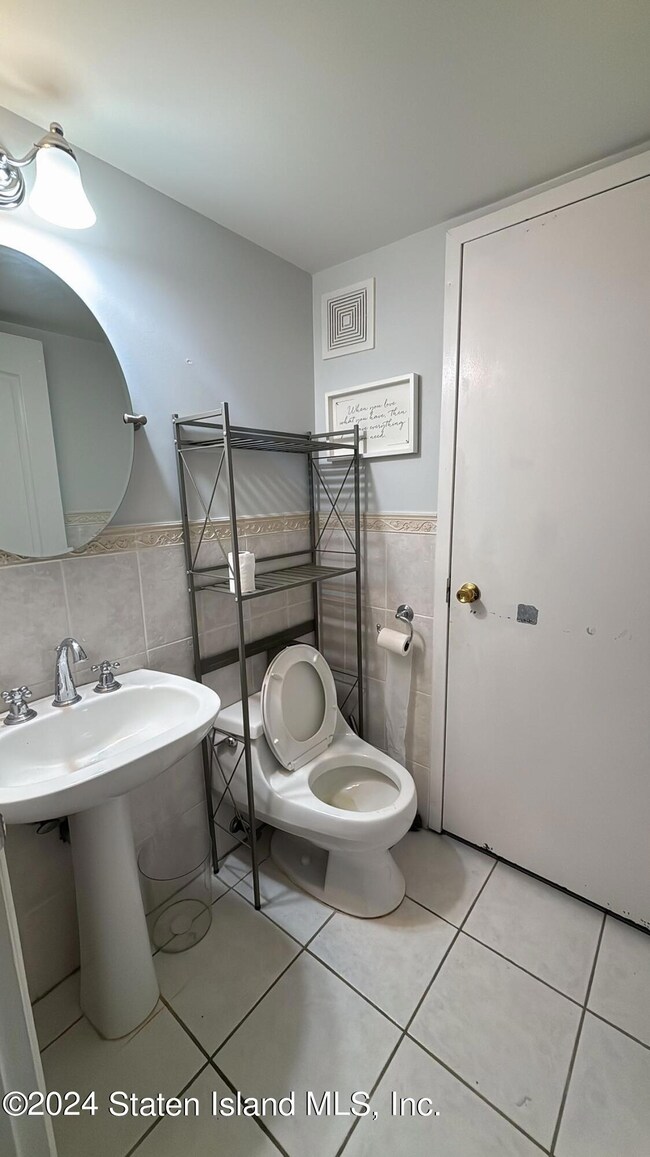 120 Aviston St, Staten Island, NY 10306 - photo 5