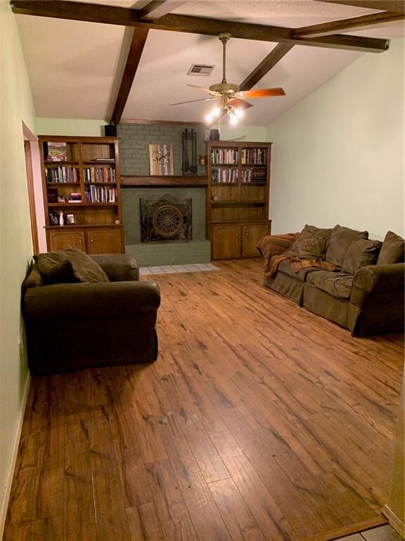 1004 S. Patterson Dr., Living Area 1/Sitting Area