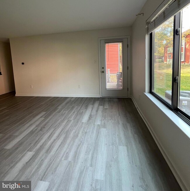 2807A Auburn Ct unit 2807, Mount Laurel, NJ 08054 - photo 5