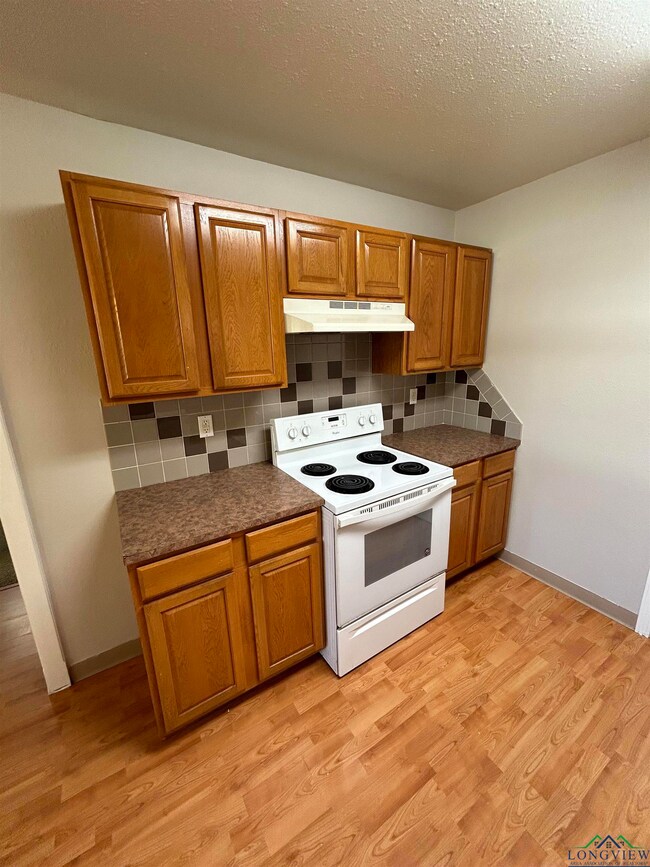 1807 Tierra Del Sol, Kilgore, TX 75662 - photo 7