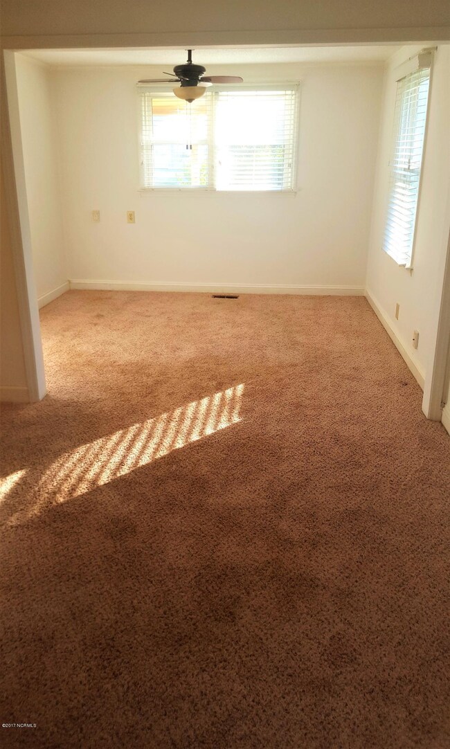 578 Tar Landing Rd, Holly Ridge, NC 28445 - photo 6