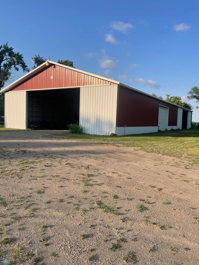 Massive Morton Building 158'x60'
