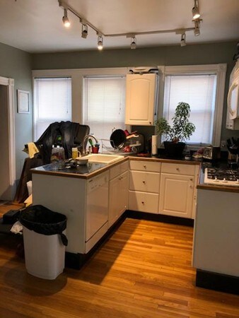 163-165 Cornell St unit 1, Roslindale, MA 02131 - photo 6