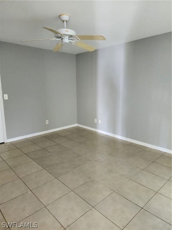 2812 NE 4th Place, Cape Coral, FL 33909 - photo 4