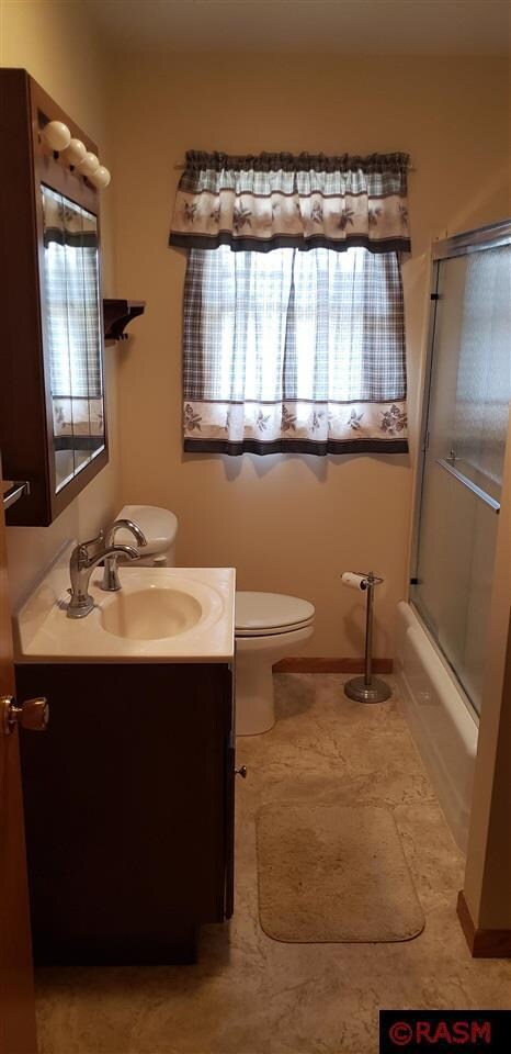 921 N Payne St, New Ulm, MN 56073 - photo 7