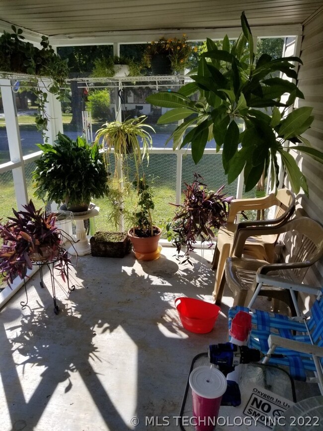 Screened in front porch (just one side, it's twice