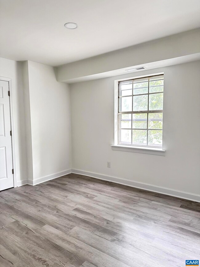 800 Runnel Ct unit 7, Charlottesville, VA 22904 - photo 5