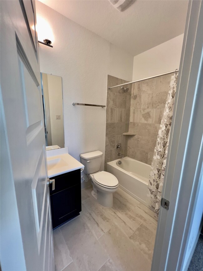 2536 Ravenna Ct, Friendswood, TX 77546 - photo 6