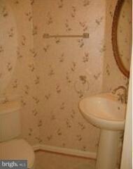 1015 Lexus Way, Herndon, VA 20170 - photo 4