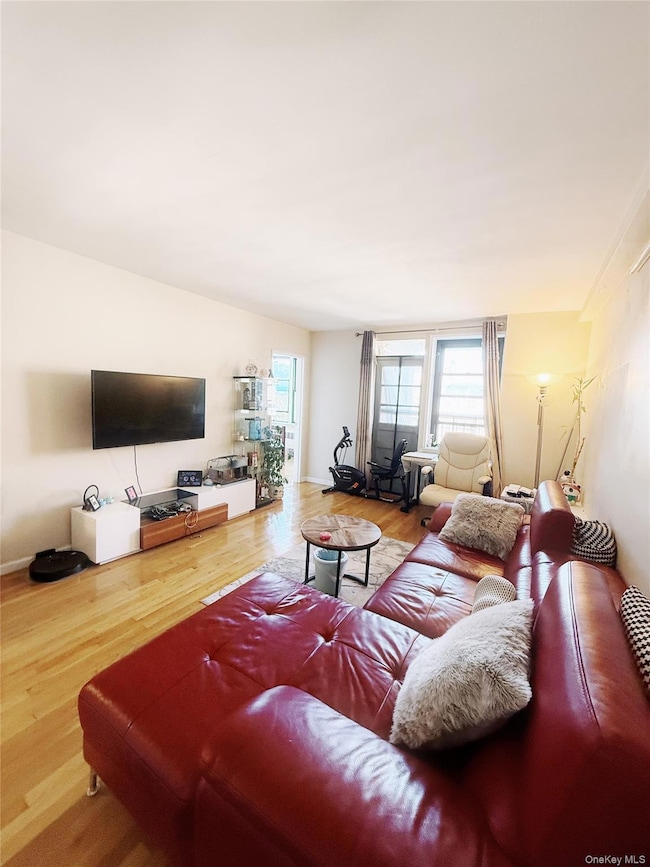 139-50 35th Ave unit 4, Flushing, NY 11354 - photo 3