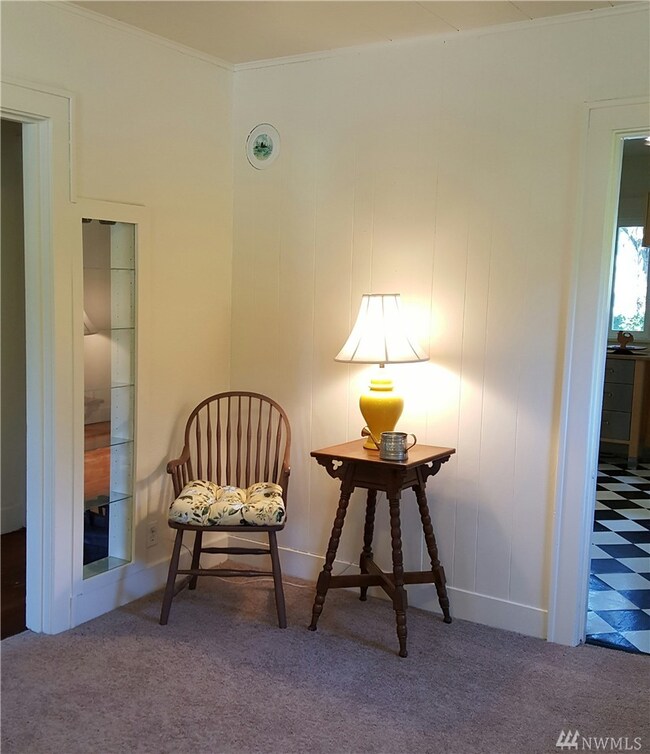 1102 Franklin St, Bellingham, WA 98225 - photo 3