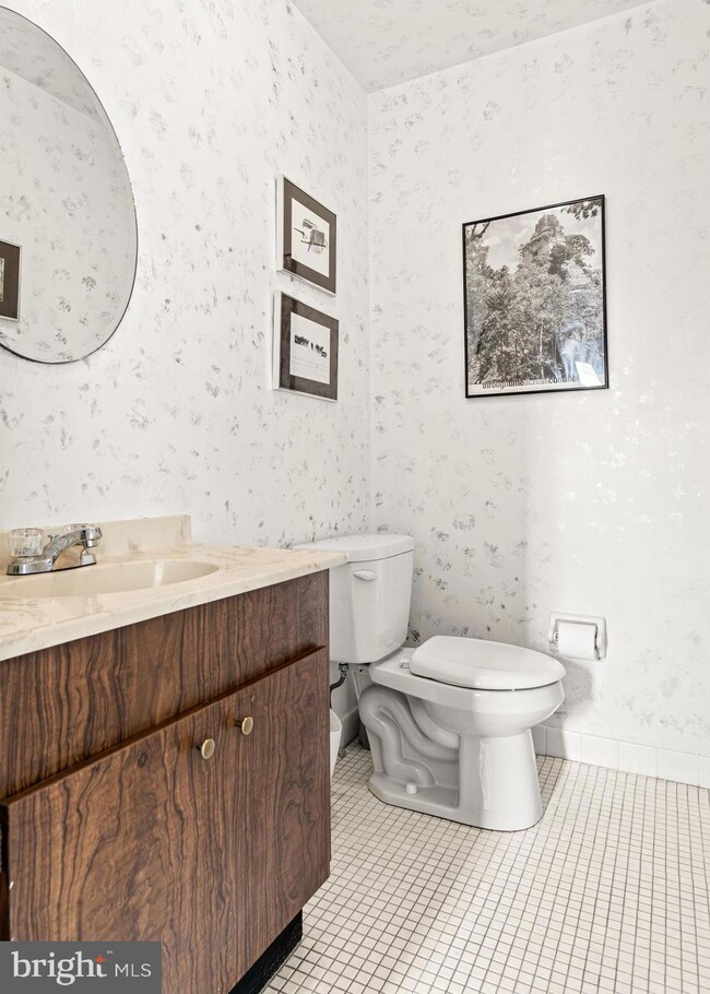 101 Montgomery Ave unit A4, Bala Cynwyd, PA 19004 - photo 5