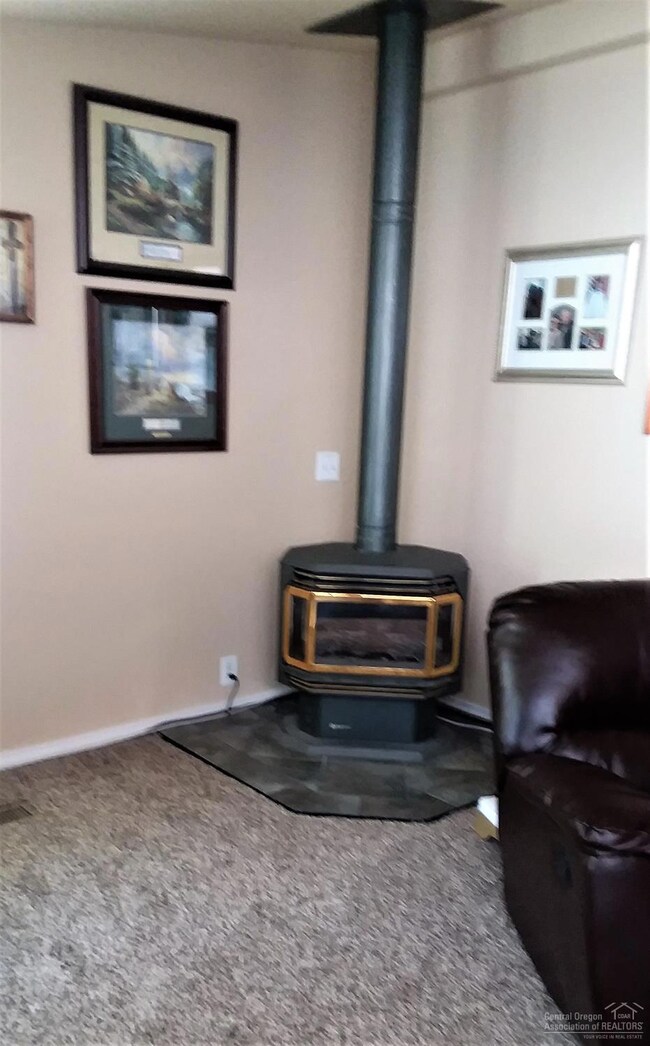 20153 Lyon Ct, Bend, OR 97702 - photo 7